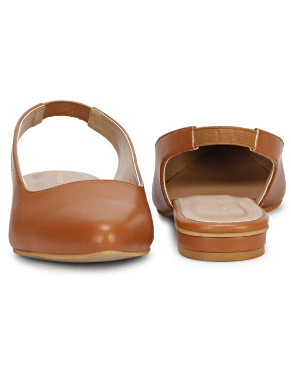 Tan Closed-Toe Flat Sandal - Image 4