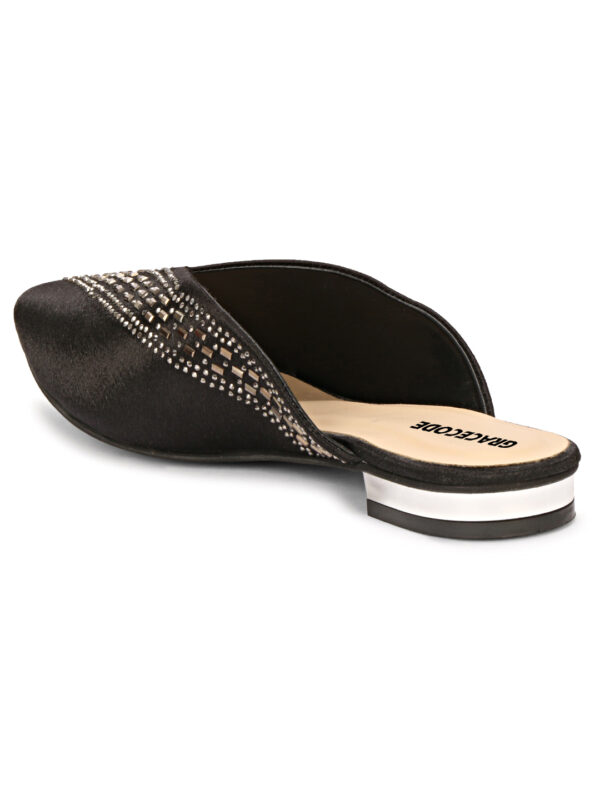 Black Closed-Toe Flat Mule - Image 4