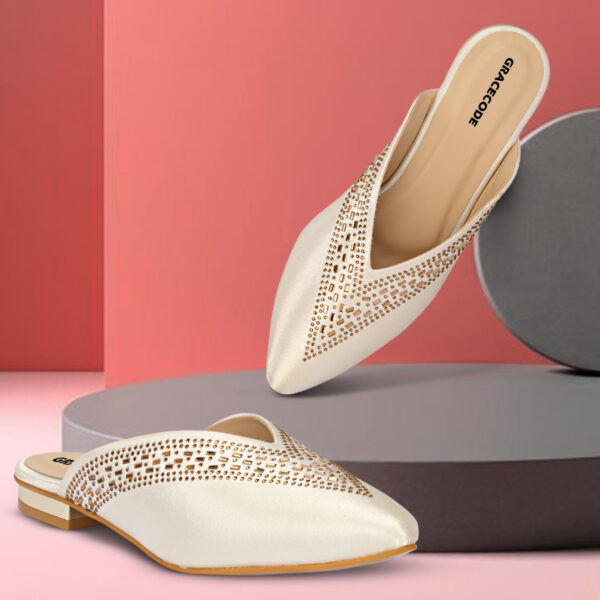 White Closed-Toe Flat Mule