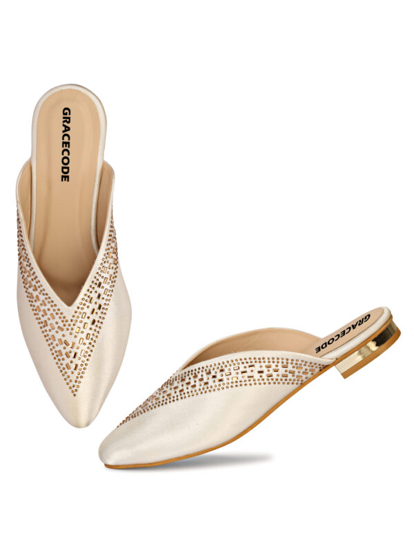 White Closed-Toe Flat Mule - Image 2