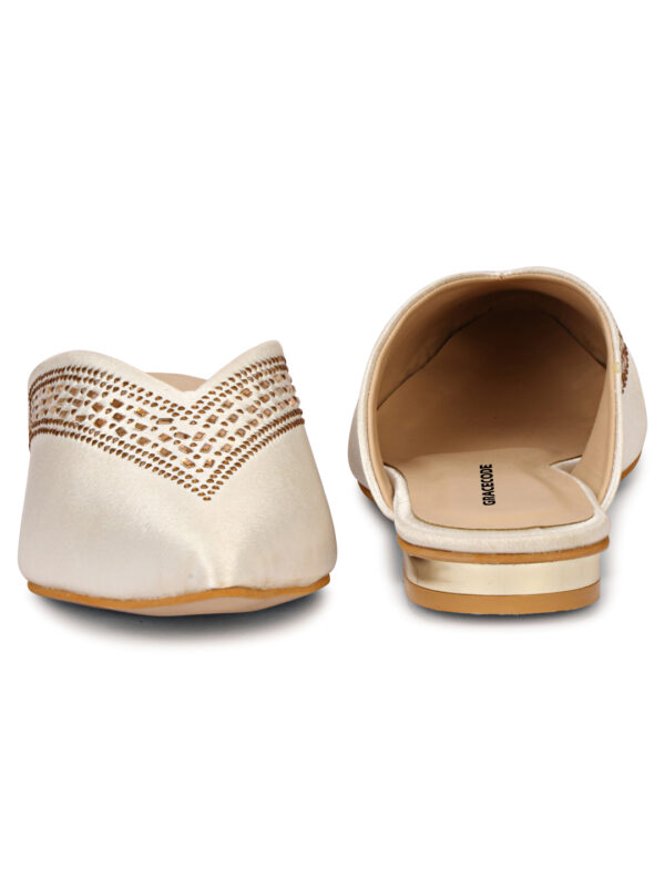 White Closed-Toe Flat Mule - Image 4